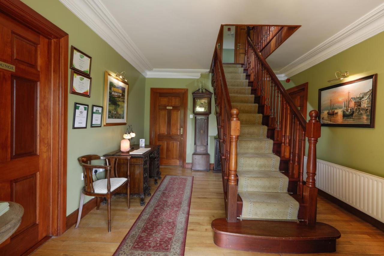 Lurgan House